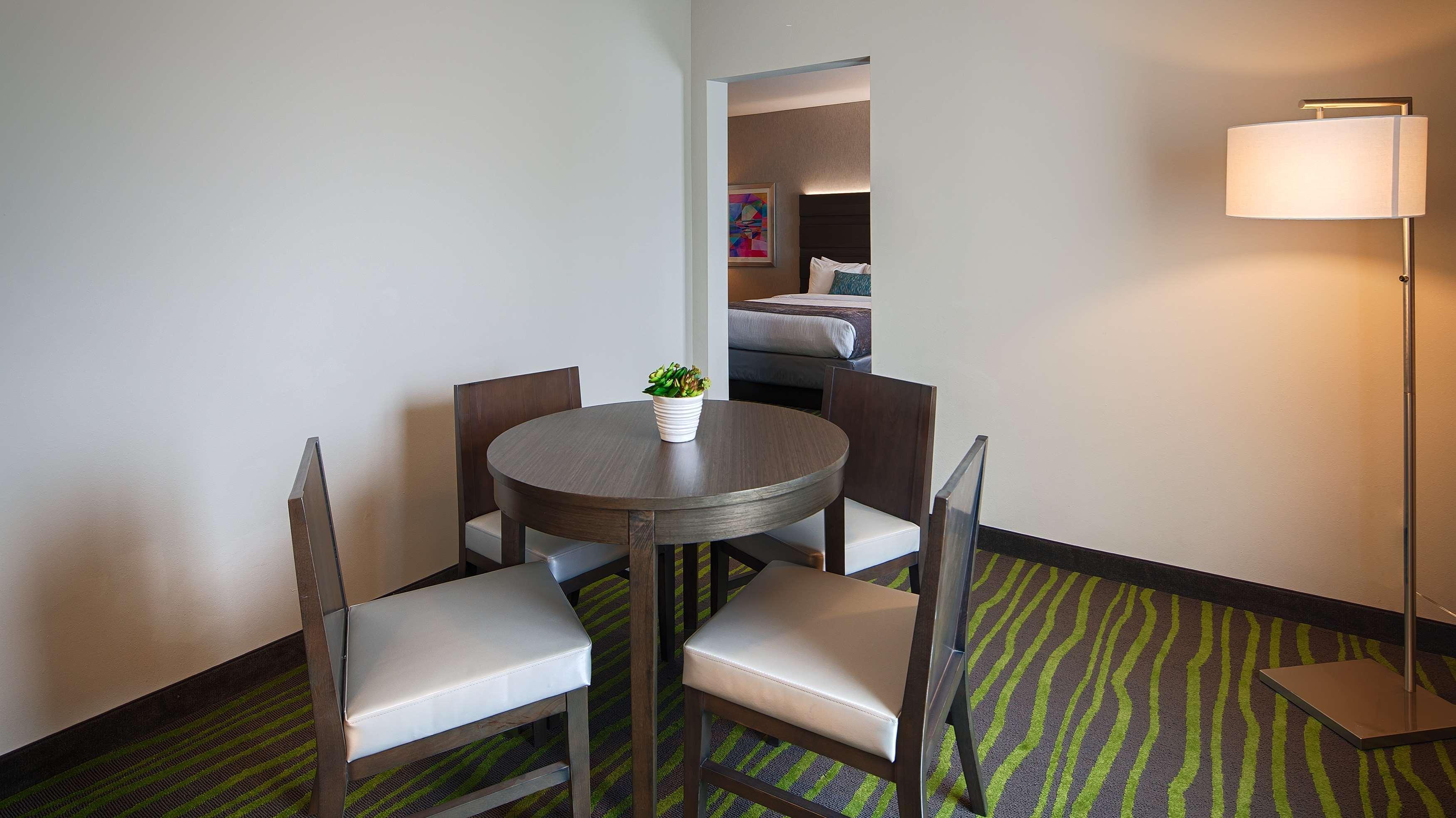 Best Western Plus Prien Lake Hotel & Suites - Lac Charles Extérieur photo